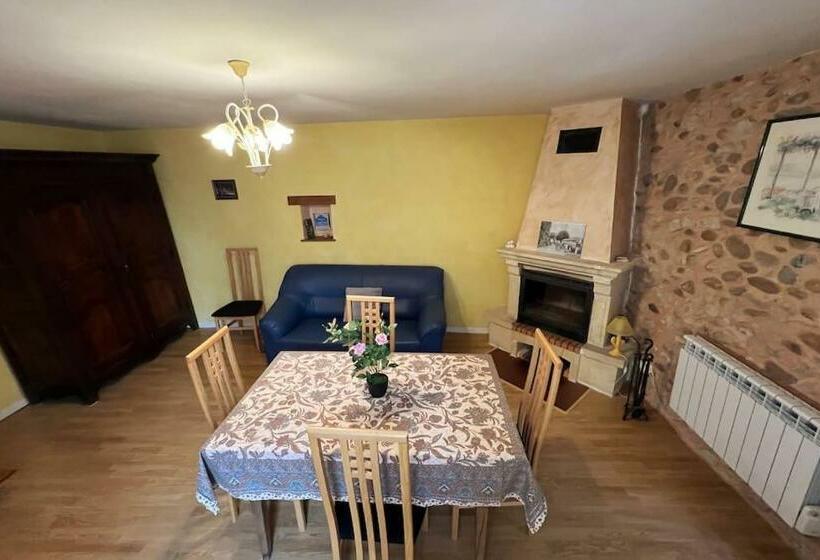 La Maison Bleue Sejour Familial Et Pro Grande Capacite Wifi Parking Proche Gratuit