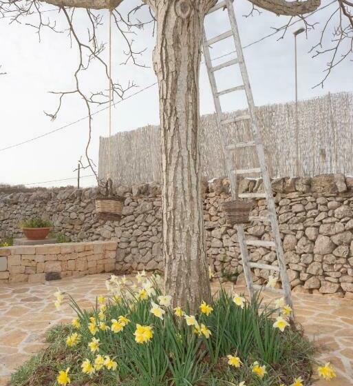 I Trulli Di Mina Lamia Fresia