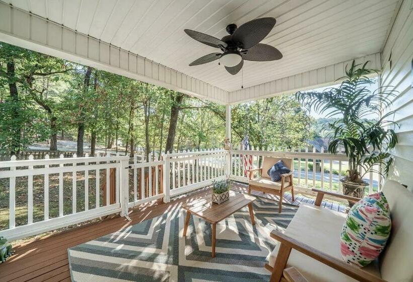 Luxury Rock Creek Inn Near Lake Hamilton
