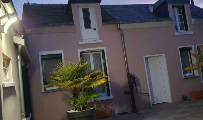 Maison Avec Garage 24 Heures Du Mans Voitures Et Toute Manifestation