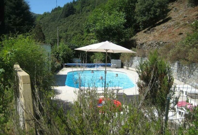 Palies House Piscine & Nature à Cabrespine