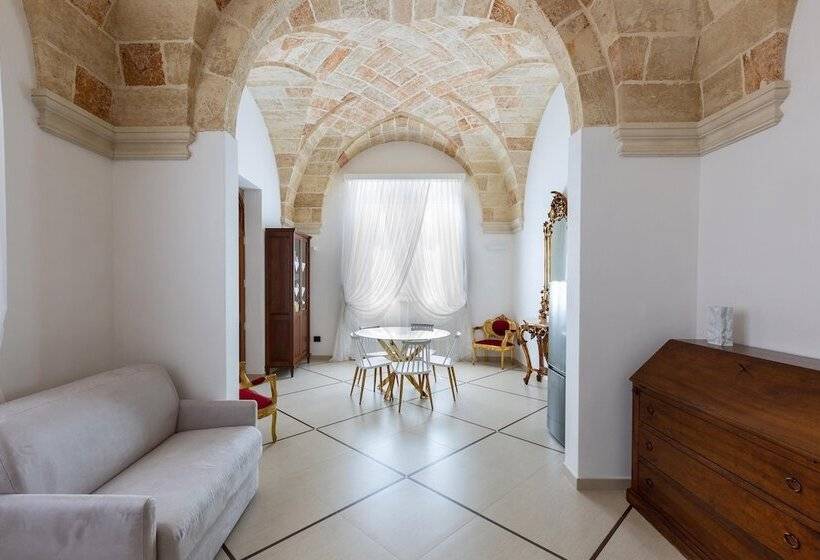 Villa Anna   Suites & Events