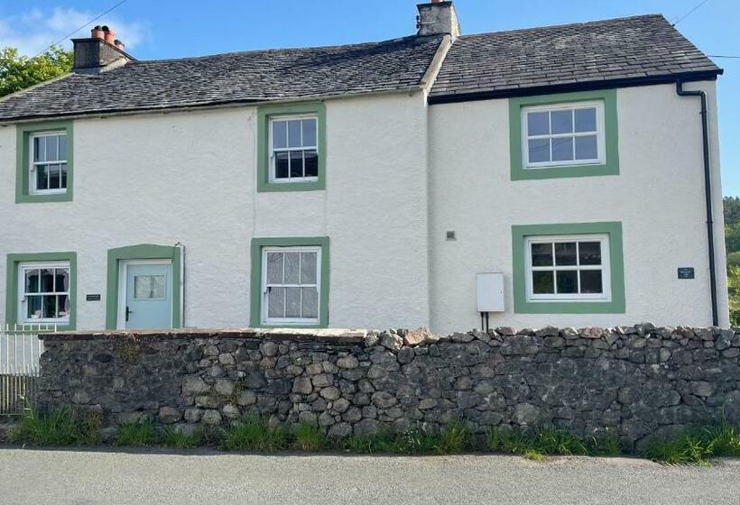 Holmside Cottage