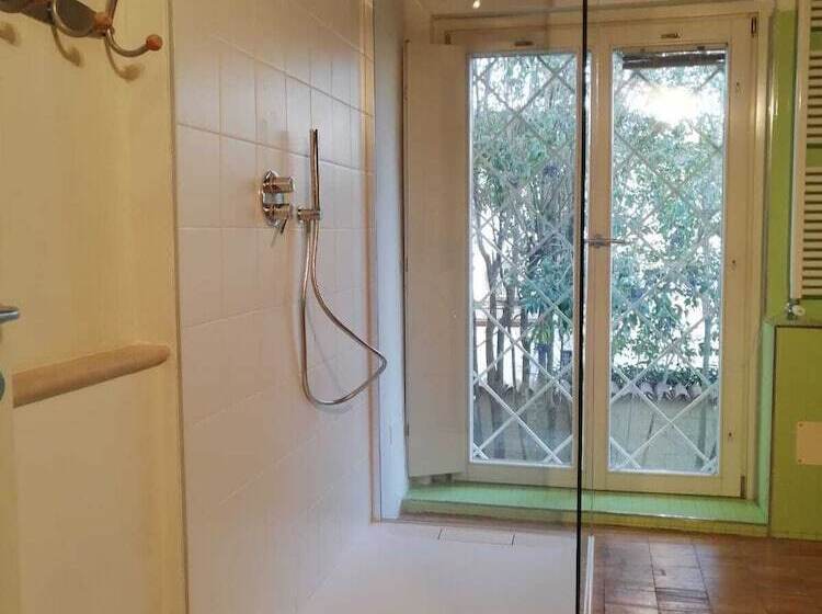 تختخواب و صبحانه A Casa Di Manu