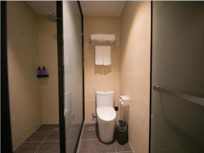 ホテル Hanting Premium Zhenjiang Dashikou