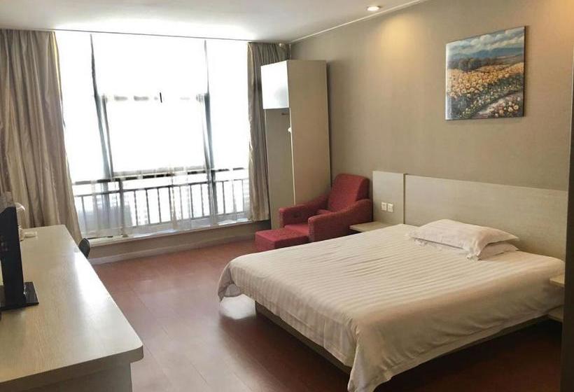 Отель Elan Inn Taicang Wuyang Plaza