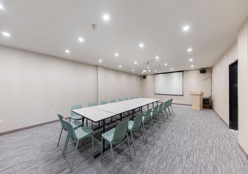 Hanting Hotel Changsha Yinbing Road Metro Station