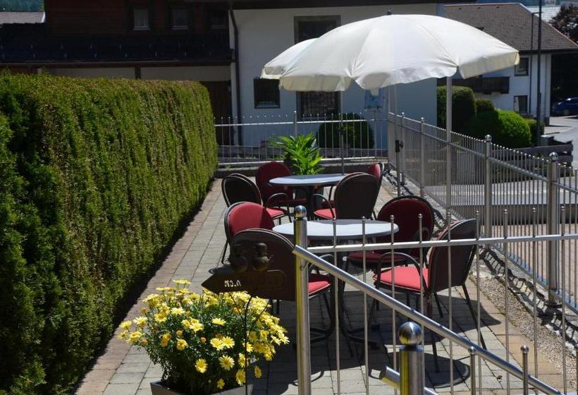 Отель Rustika   Appartements & Spa