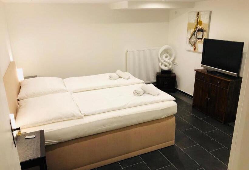 پانسیون Krone