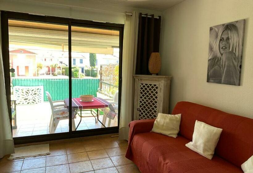 Appartement Rue De L Amarrage à Port Grimaud Avec Terrasse Vue Canaux Et Garage