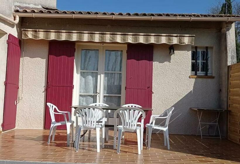Une Chouette Maison