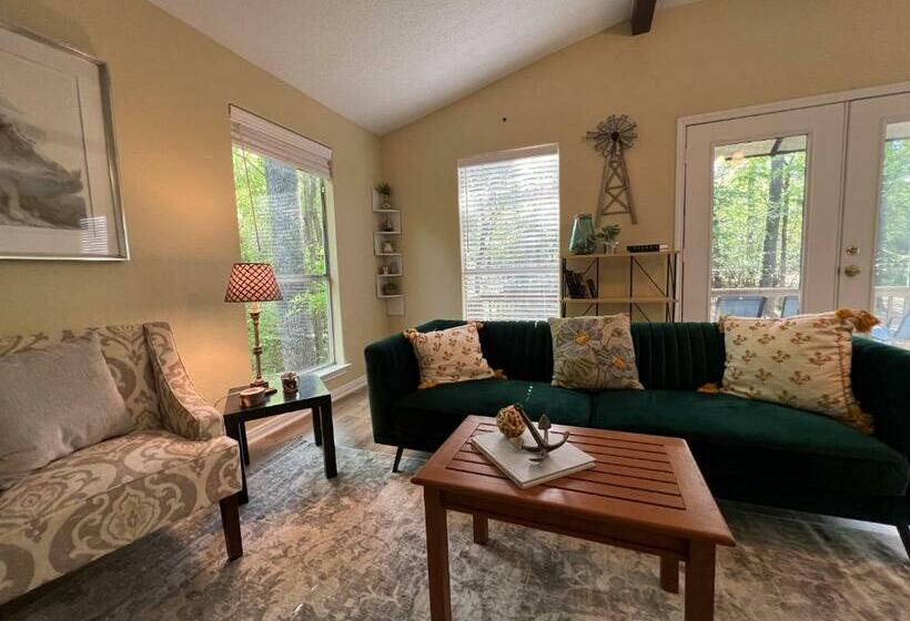 2 Bdrm Treehouse Hideout  Lake Conroe With Boat Ramp