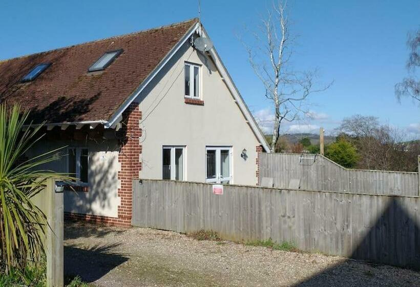 Lockwood House Holiday Cottages,dawlish
