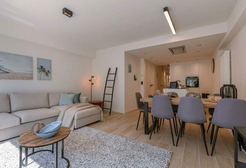 Newly Renovated Apartment In The Center Of Knokke Near The Beach