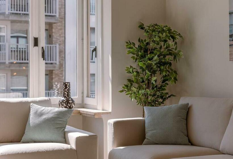 Newly Renovated Apartment In The Center Of Knokke Near The Beach