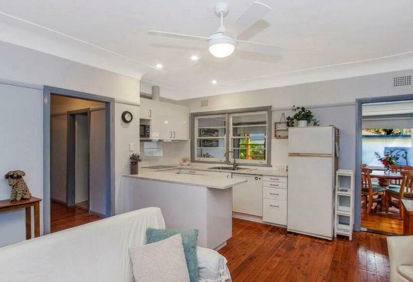 Lazy Days Seaside Cottage Umina Beach