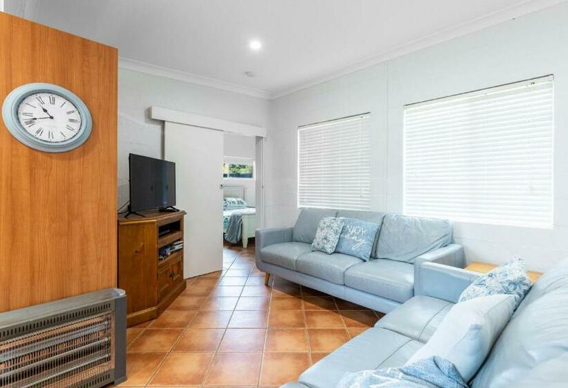 Boronia Avenue 18