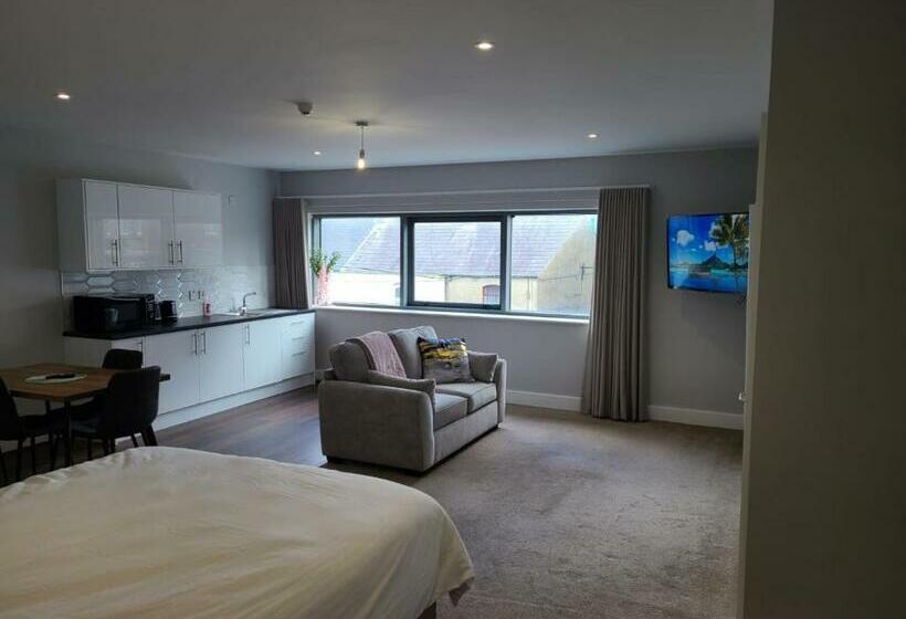Quay St Apartment