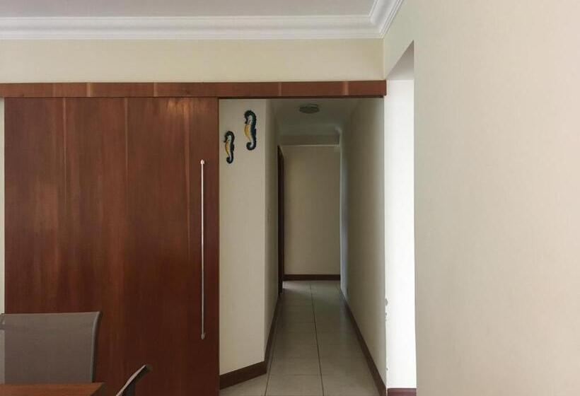 Apartamento Amplo E Aconchegante Com Vista Para O Mar