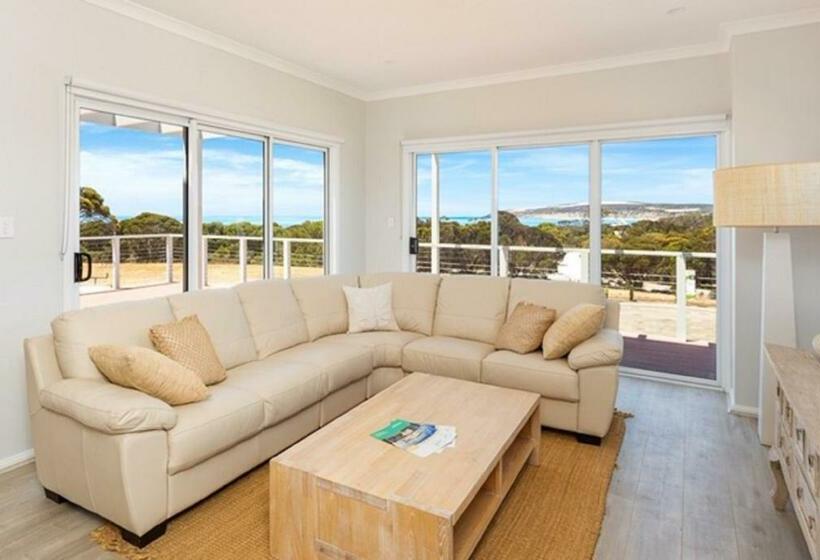 Aria Emu Bay Seaside Ki@43