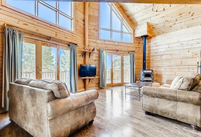 Large Acreage Welcomes The Whole Family, With Space To Enjoy Outside And Inside Alpine Vista Cabin