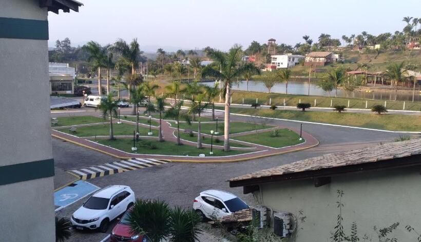 Parque Aldeia Das águas Flat