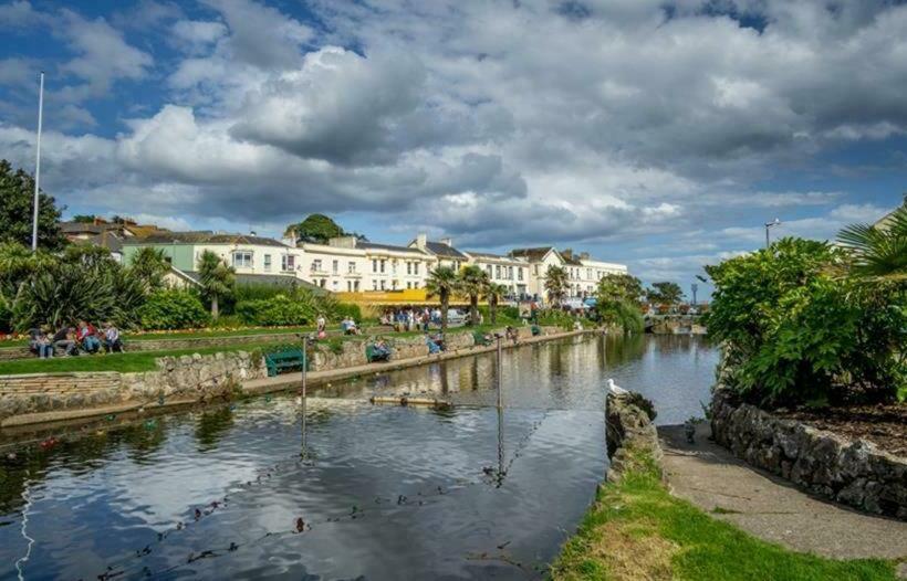 Florita Dawlish