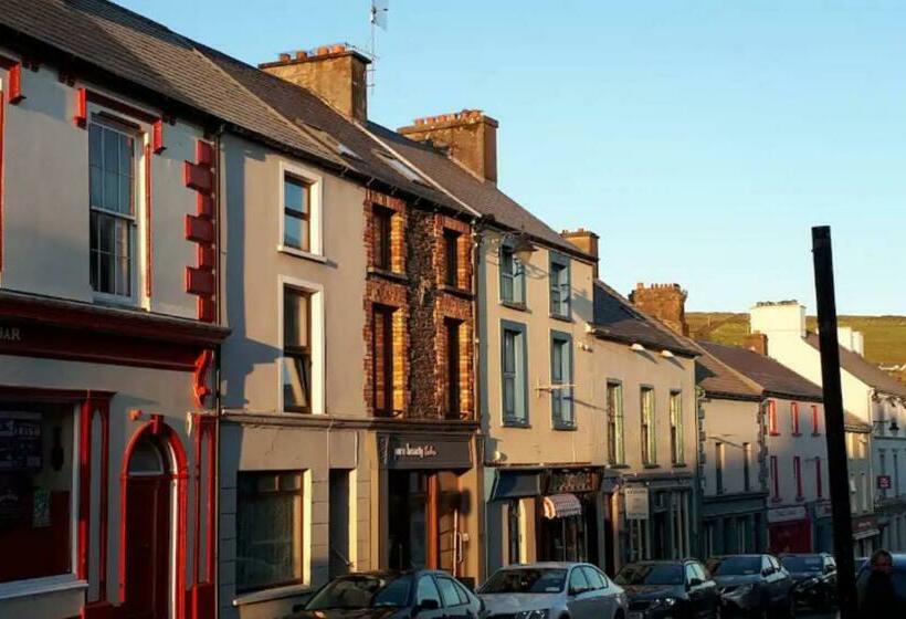 Centre Of Dingle Town Luxury Holiday Apartment