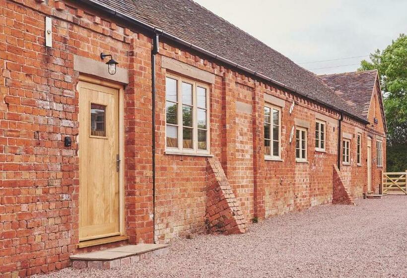 Cleeton Cottage