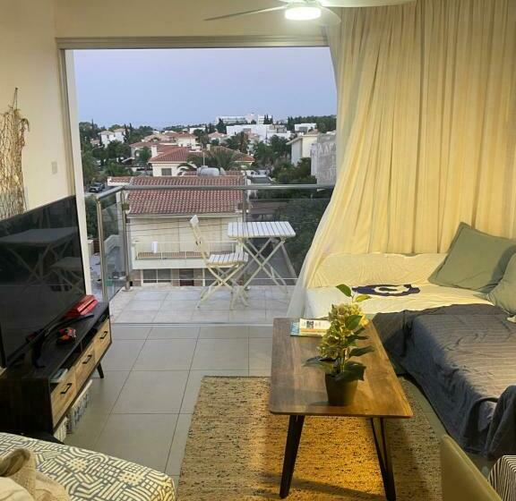 One Bedroom Beach Apartment, 30m From The Best Beach