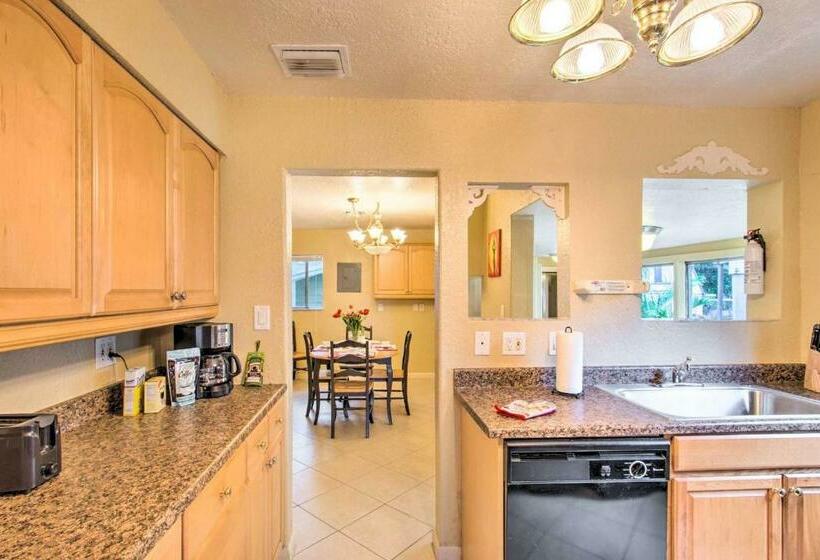 Quiet House On Wpb