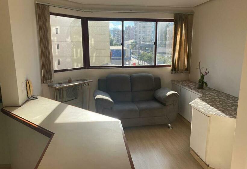 Wall Street Flat Centro