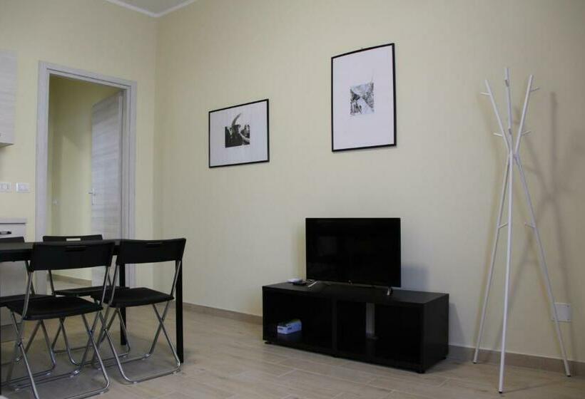 Along The Canal Smart Flat Naviglio   4 People