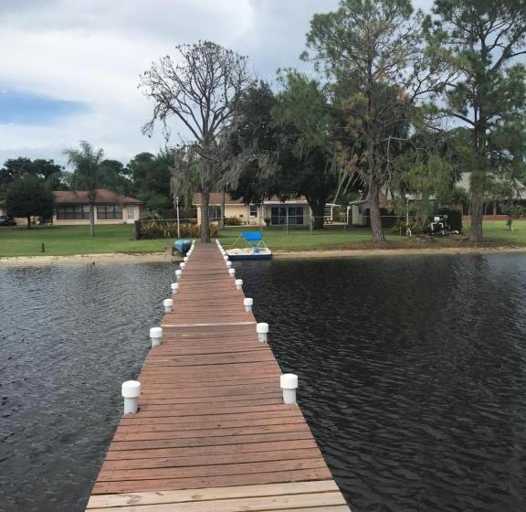 1711 Manatee Drive
