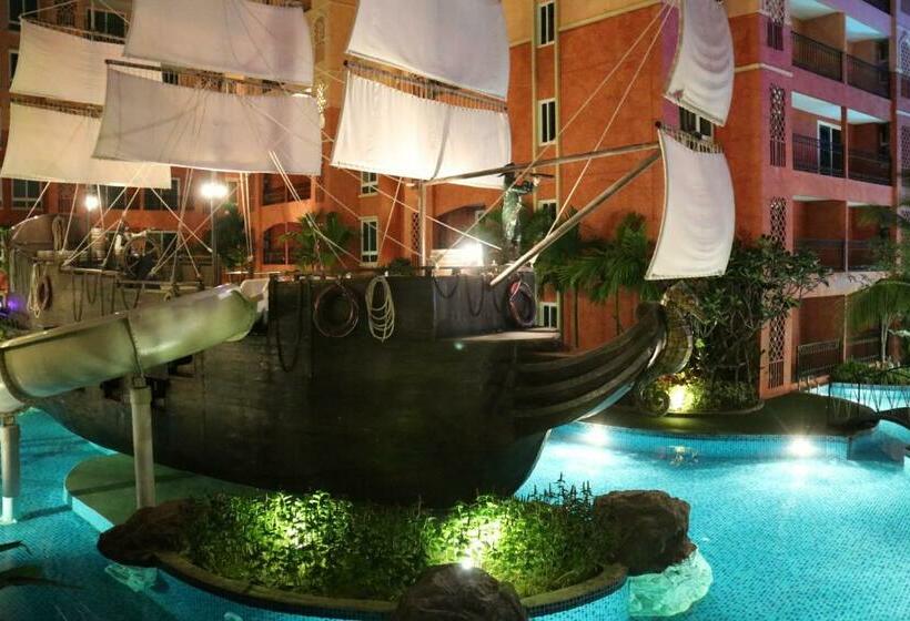 7 Seas Apartments