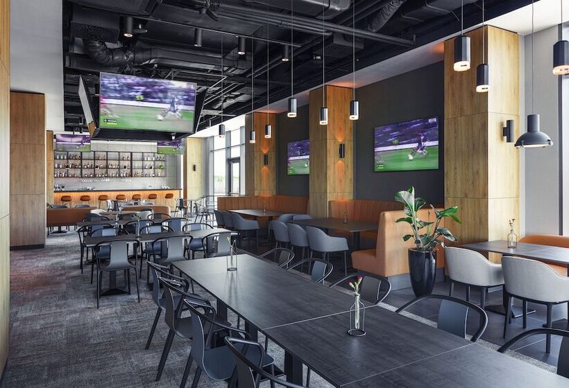 Q Hotel Plus Wrocław Bielany