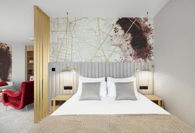 هتل Royal Tulip Warsaw Centre