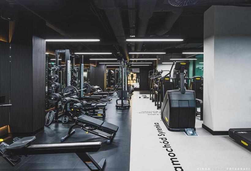 هتل Royal Tulip Warsaw Centre