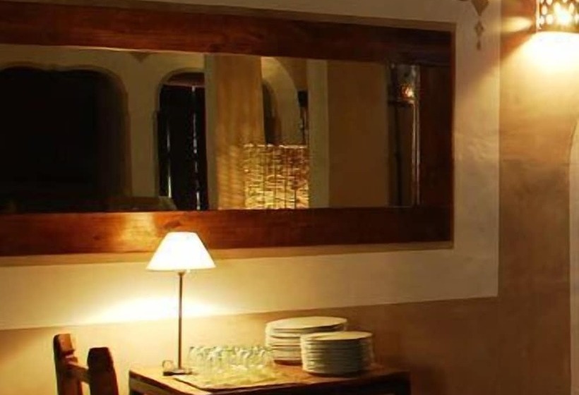 هتل Kasbah Dar Essalam