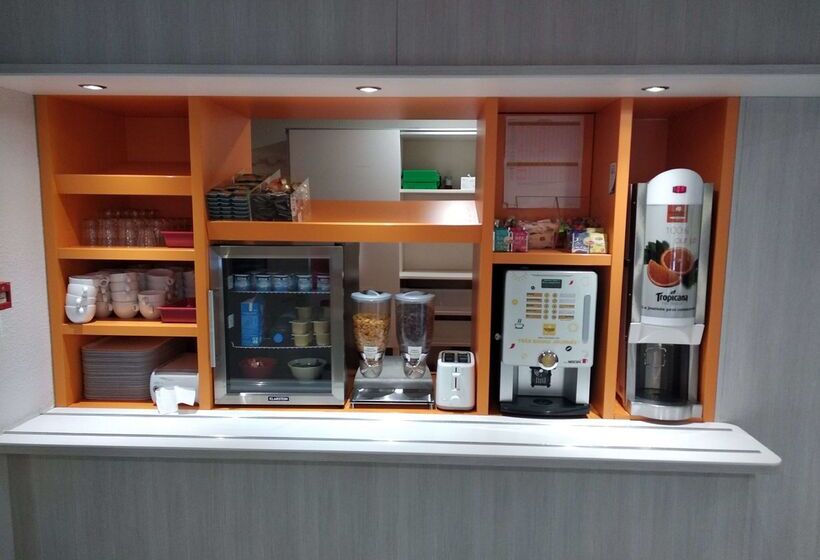 בית מלון כפרי Premiere Classe Metz Nord  Talange