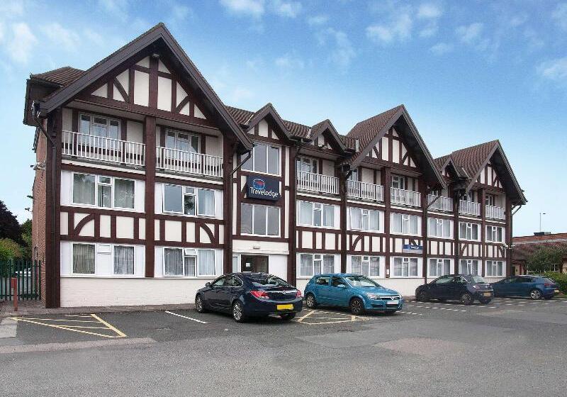 Отель Travelodge Birmingham Sheldon