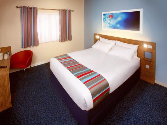 Отель Travelodge Borehamwood Studio Way