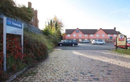 Отель Travelodge Bromsgrove Marlbrook