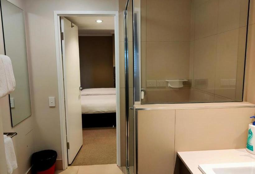 Laguna Serviced Apartments