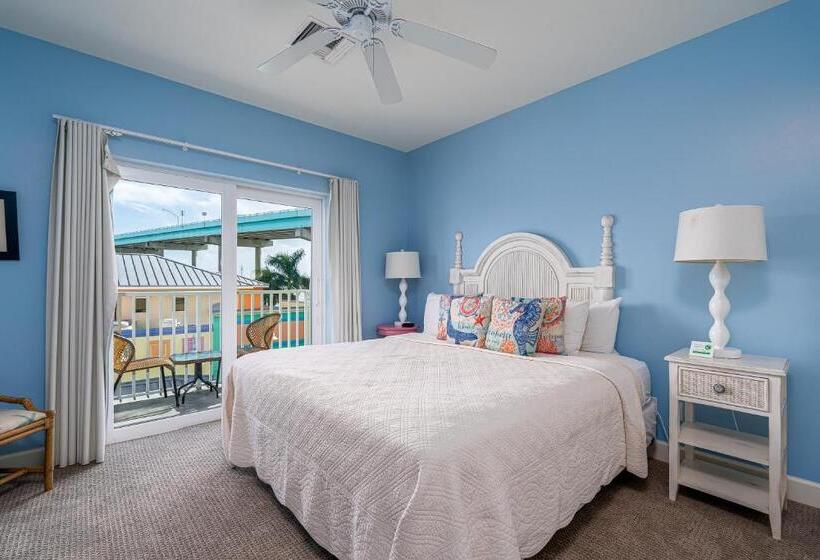 309 Harbour House At The Inn