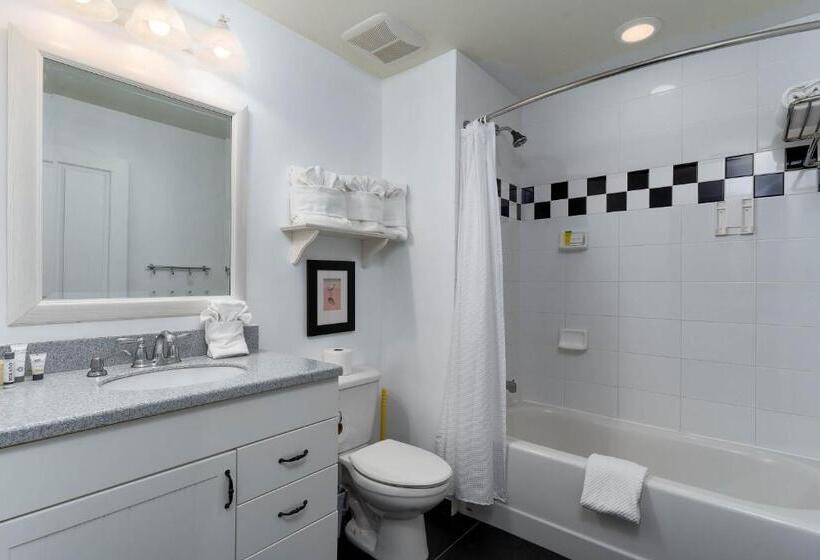 309 Harbour House At The Inn