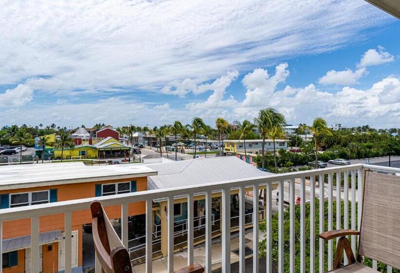 309 Harbour House At The Inn