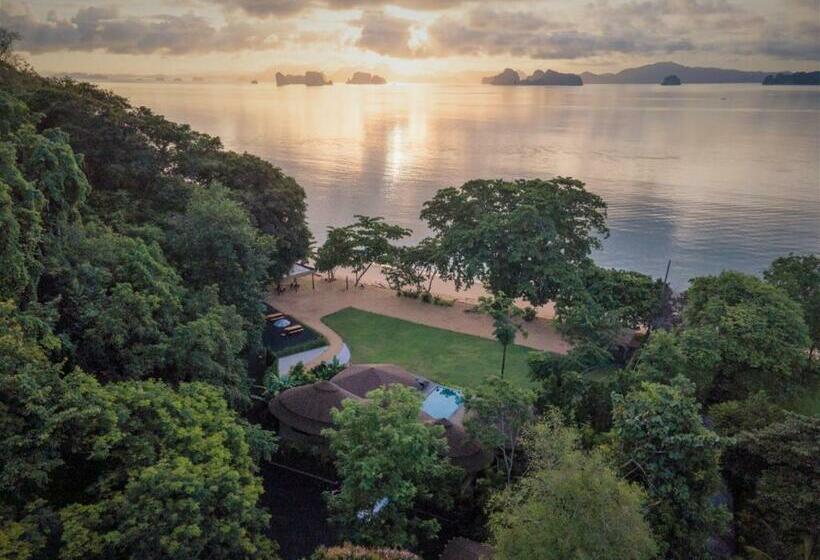 استراحتگاه Touch Beachfront Pool Villa Koh Yao Noi