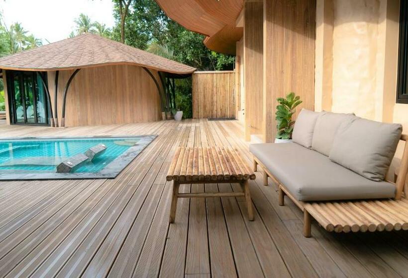 استراحتگاه Touch Beachfront Pool Villa Koh Yao Noi
