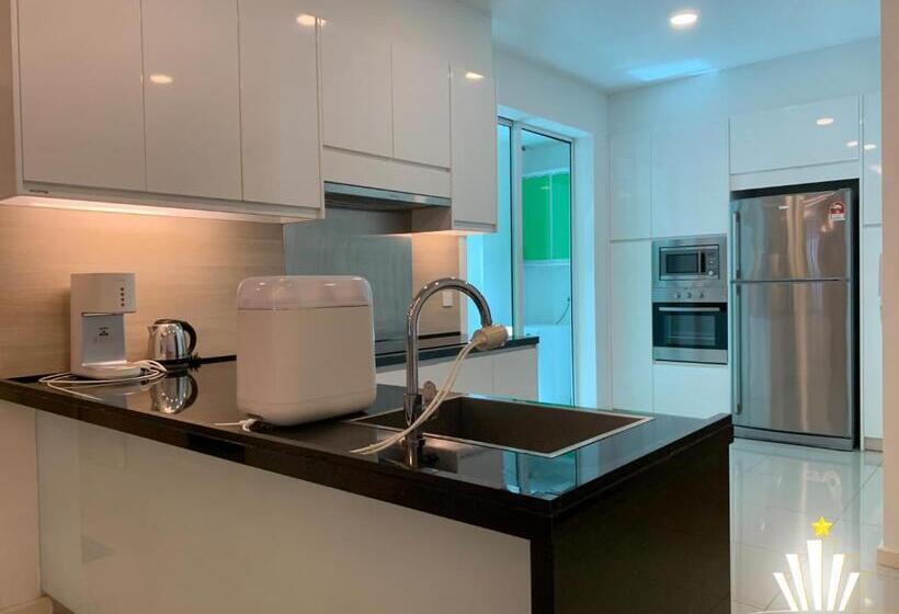 The Shore Hotel & Residences By La Vista